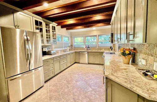 The Glade House | Spacious 5-Bedroom Home Near Beach, Trail, Dining, Hot Tub & Yard Games!