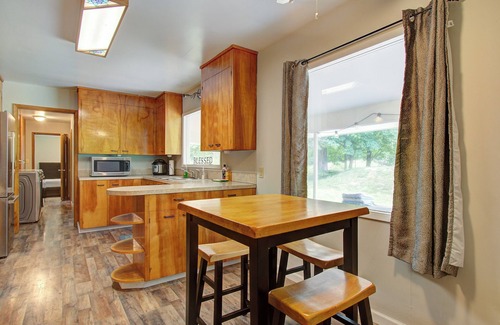Dollar Corner House | Spacious 5-bedroom home w/hot tub - events allowed, lots of parking