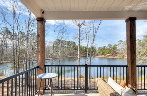 North Augusta House | Spacious 5-bedroom house on a private pond just 10 miles from Augusta National