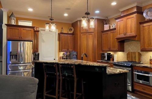 Appling House | Spacious 5-bedroom, 3-bathroom Masters ready house. 14 miles from Nationals GC.