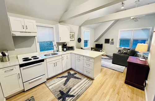 Cohasset House | Spacious 5-bedroom beach house with great amenities, location, and private beach