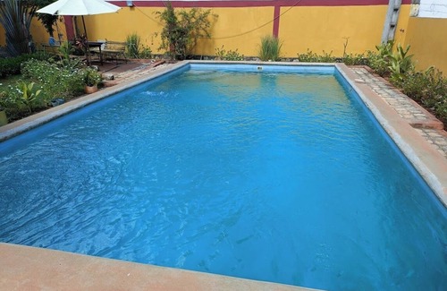 Mahajanga House | Spacious 5-bedroom building in wonderful Mahajanga with roof terrace and pool