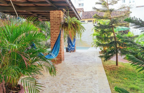 Manga House | Spacious 5-bedroom colonial house with WiFi, private pool and jacuzzi bbq Area