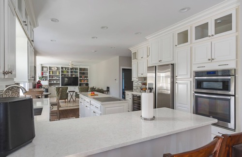 Nokesville Other | Spacious 5-bedroom farmhouse in peaceful Nokesville with Pool