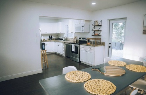 Hamptons at Boca Raton House | Spacious 5-bedroom house in West Boca Raton WiFi, AC, Deerfield Beach -11.5 Mi