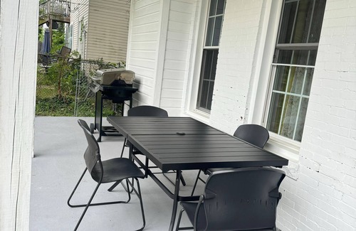 Hagerstown House | Spacious 5-Bedroom Home in Beautiful Hagerstown – Perfect for Families or Groups