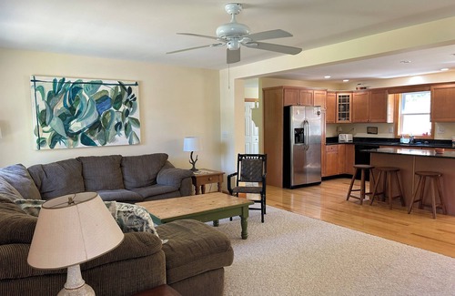 Speculator House | Spacious 5-bedroom house with AC, WiFi in phenomenal Speculator.