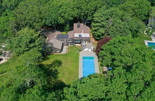 Water Mill House | Spacious 5-bedroom house in gorgeous Water Mill