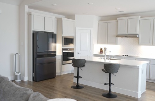 Waxahachie House | Spacious 5-bedroom house charming Waxahachie Outside the DFW.