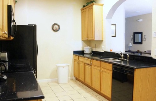Kissimmee House | Spacious 5-bedroom house in delightful Kissimmee with AC, WiFi