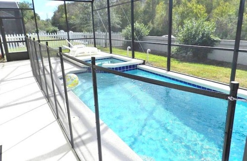 Kissimmee House | Spacious 5-bedroom house in delightful Kissimmee with AC, WiFi