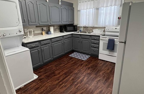 Uniontown House | Spacious 5-bedroom house in charming Uniontown