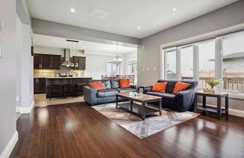 London House | Spacious 5 Bedroom Home in Londonnn