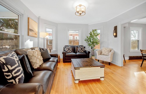 Amherst House | Spacious 5-Bedroom Home with Game Room in Amherst - Mins to UMass