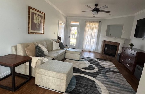 Hernando House | Spacious 5-bedroom house in Hernando, Fully furnished and with Strong Wi-Fi
