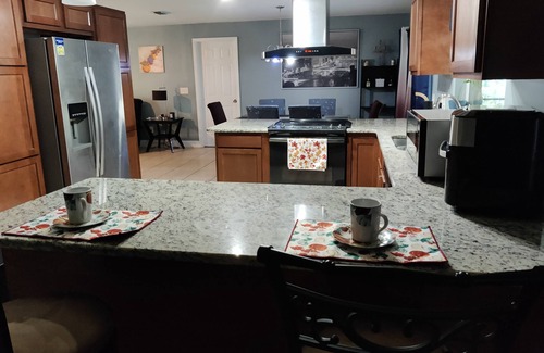 Longwood House | Spacious 5-bedroom house with WiFi, AC in charming Longwood