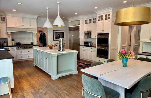 Westport House | Spacious 5-bedroom house in Westport with fitness room, pool and home theatre.