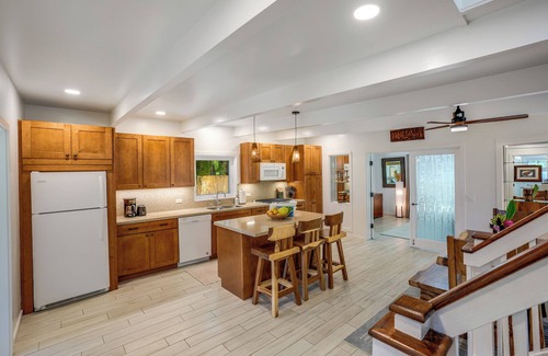 Hanalei House | Spacious 5-bedroom house with AC, WiFi in gorgeous Hanalei