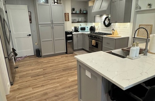 Madison House | Spacious 5-bedroom house in welcoming Madison with fitness room