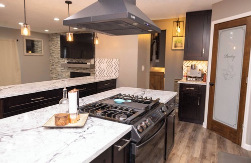Fairwood House | Spacious 5-bedroom house in North Spokane with Hot tub & game room.