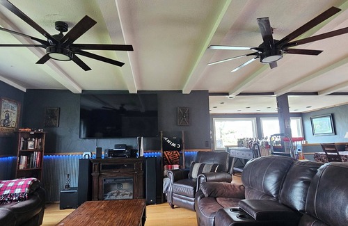 Sturgis House | Spacious 5-bedroom house in terrific Sturgis 1 miles to main, fitness room, WiFi