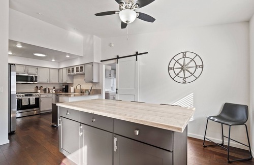 Reno House | Spacious 5-bedroom house steps away from Mt. Rose & Lake Tahoe in charming Reno!