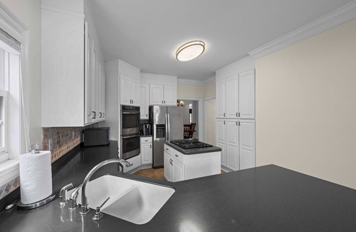 Arley House | Spacious 5-bedroom house with dock,swim platform,2 SUPs,& canoe in quaint Arley