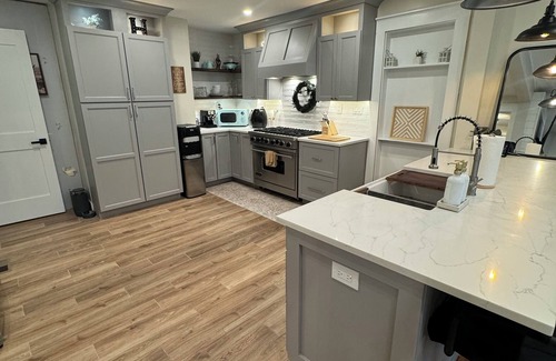 Madison House | Spacious 5-bedroom house in welcoming Madison with fitness room