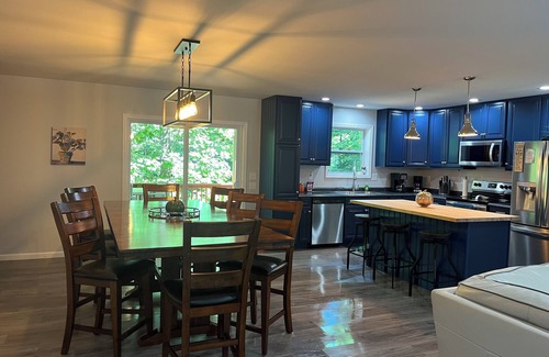 Mears House | Spacious 5-bedroom house in delightful Mears with WiFi, AC