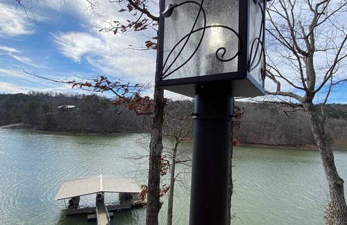 Bremen House | Spacious 5-bedroom Lakehouse, WiFi, AC in charming Bremen Al on Lewis Smith Lake