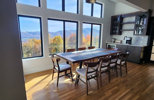 Wintergreen House | Spacious 5 bedroom modern home with mountain views galore. Sauna + EV charger.