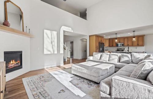 Meridian House | Spacious 5-Bedroom Retreat with Pool Access