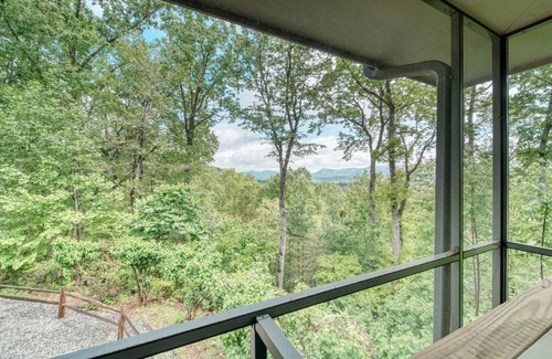 Choestoe House | Spacious 5-bedroom estate in charming Blairsville with fast WiFi & EV charging
