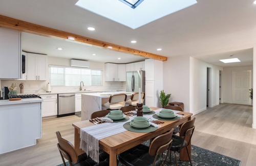 Otay House | Spacious 5-bedroom house in fabulous Chula Vista with WiFi, AC