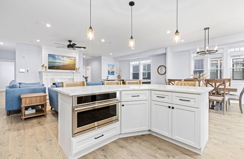 Margate City House | Spacious 5-bedroom townhome in Margate City with 3-car garage and elevator