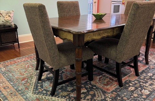 Martinsville House | Spacious 5-bedroom house with WiFi and AC in charming Martinsville