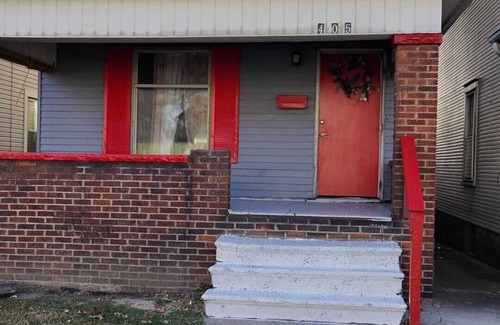 Steubenville House | Spacious 5-bedroom house in delightful Stubenville with AC, WiFi