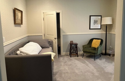 Walla Walla House | Spacious 5-bedroom house in welcoming Walla Walla with WiFi and AC