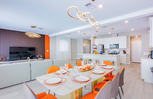 Enterprise Villa | Spacious 5-bedroom villa in vibrant Las Vegas with WiFi, AC 17