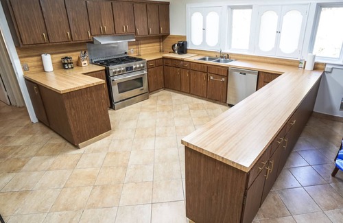 Paterson Villa | Spacious 5-Bedroom Villa with Outdoor Heated Pool