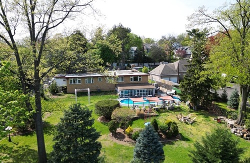 Paterson Villa | Spacious 5-Bedroom Villa with Outdoor Heated Pool