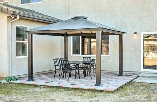 Stockton Villa | Spacious 5-bedroom villa in lovely Stockton with AC, WiFi