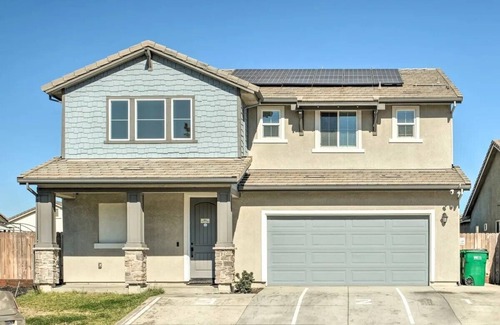 Stockton Villa | Spacious 5-bedroom villa in lovely Stockton with AC, WiFi