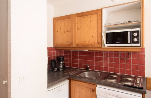 Val Cenis Apartment | Spacious 5-pers apartment at the slopes with parking and WiFi