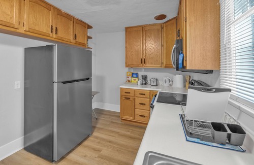 Decatur House | Spacious 5BedRooms House Near Millikin Univ – Perfect for Groups & Families!