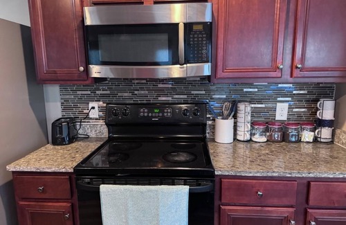 Warner Robins House | Spacious 5BR 3.5 Bth Home Near Buc-ee’s, WR AFB, Watson Blvd & I-75