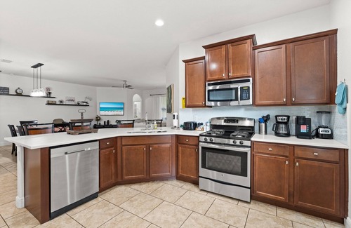 Loughman House | Spacious 5BR/4BA Solterra Resort Home w/Private Pool & Resort Amenities!