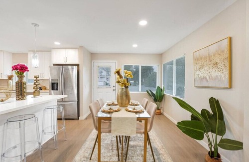 Crest House | Spacious 5BR Retreat-Sleeps 10+