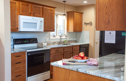 McGaheysville House | Spacious 5BR w/epic views, 2 decks, game room, one-step entry, family-friendly!