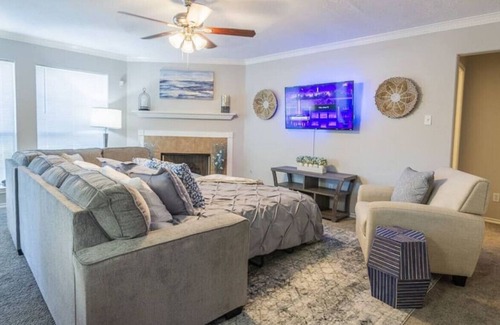 Cypress House | Spacious 5BRs-Family, LrgBackyard & BBQ